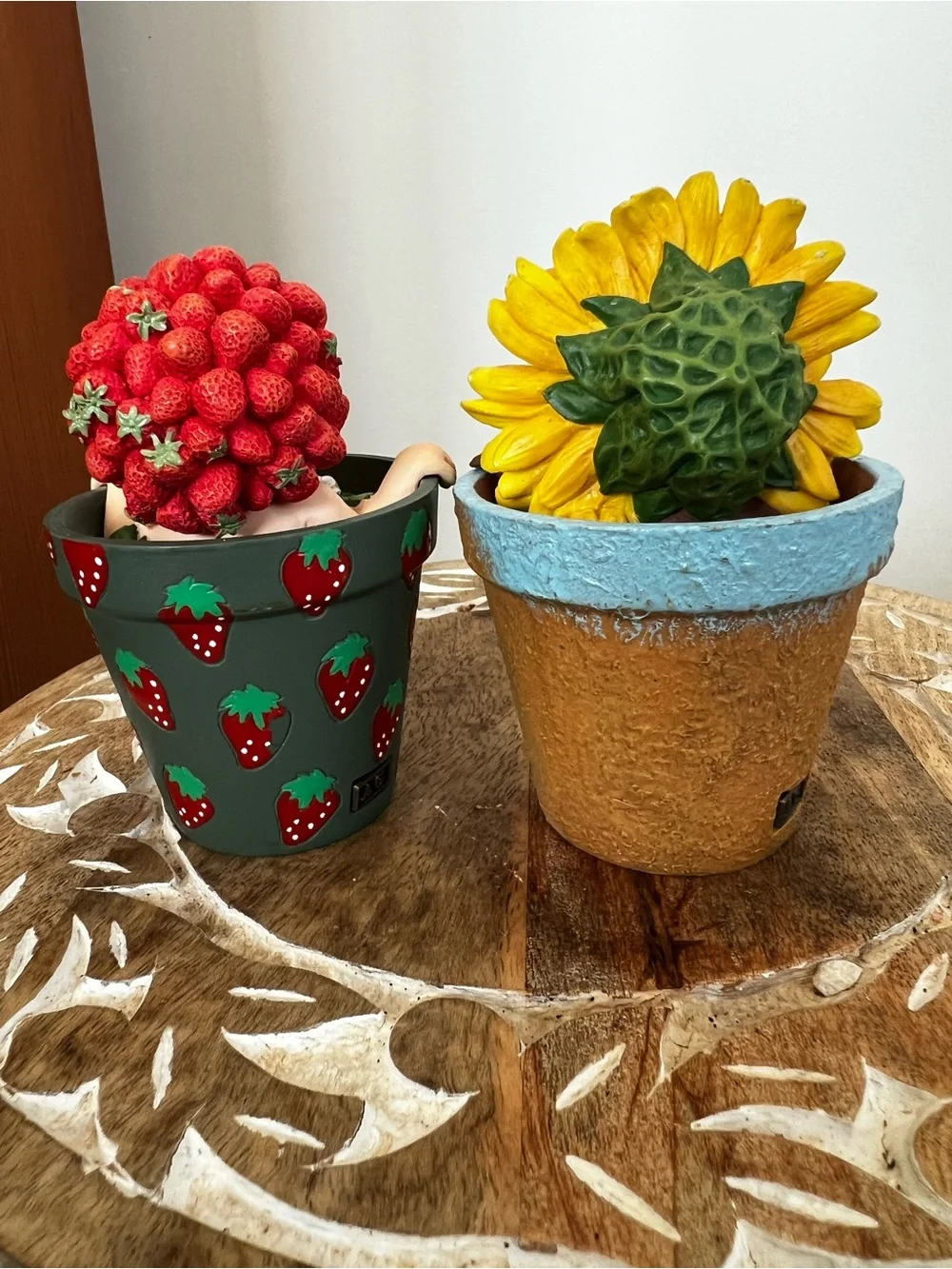 1998 Enesco Decorative Sunflower and Strawberry Set - Yellow & Red